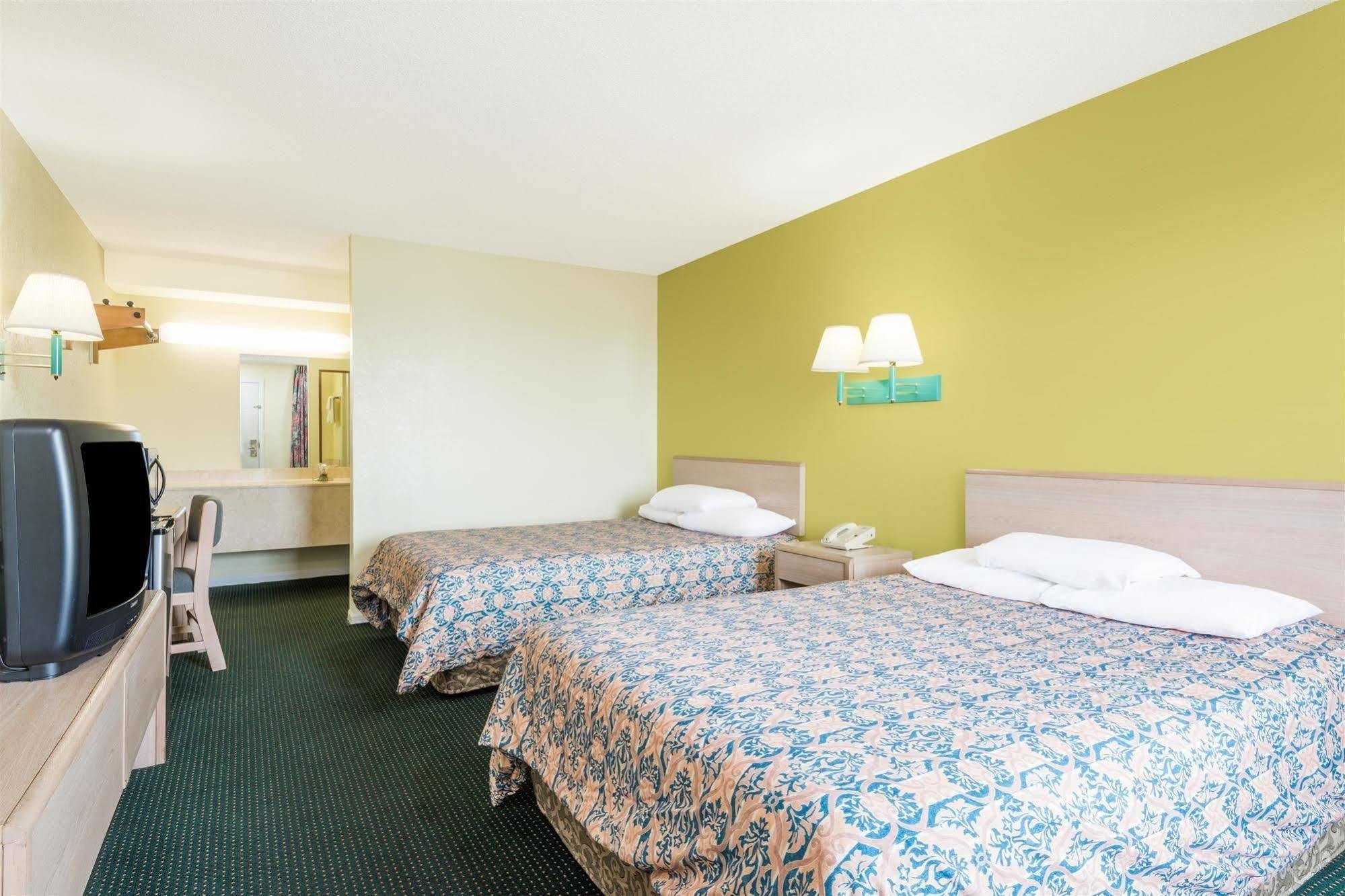 Knights Inn Berea Luaran gambar